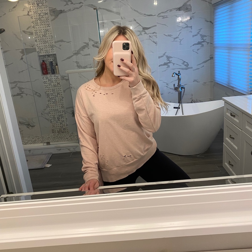 Pink sweatshirt - Picture 12 of 14